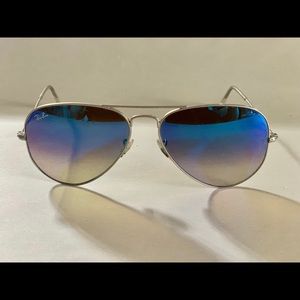 Ray Ban aviator sunglasses: Blue and Silver 55mm